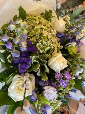 Thursday 14th April   The Art of the Hand Tied Bouquet    10:30am to 12:30