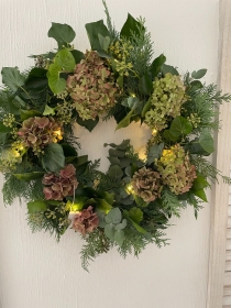 Luxury Christmas Wreath Workshop Tuesday 9th December 6:30pm to 9:pm
